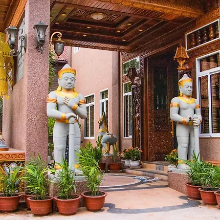 Puok Hotel