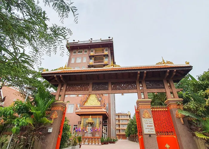 Hotel Puok 3*
