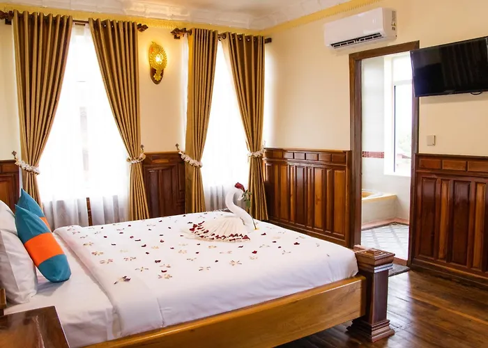 Puok Hotel Phumi Puok Chas